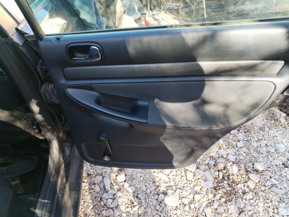 Ауди а4 б5 на части