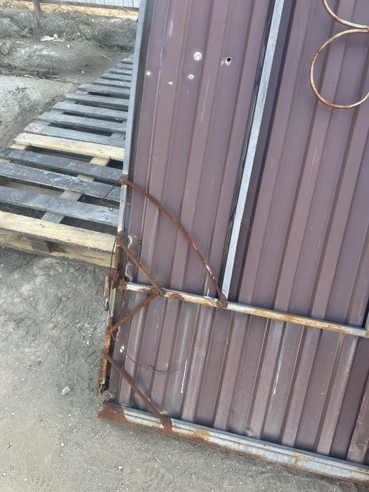 Продам ворота без стойки