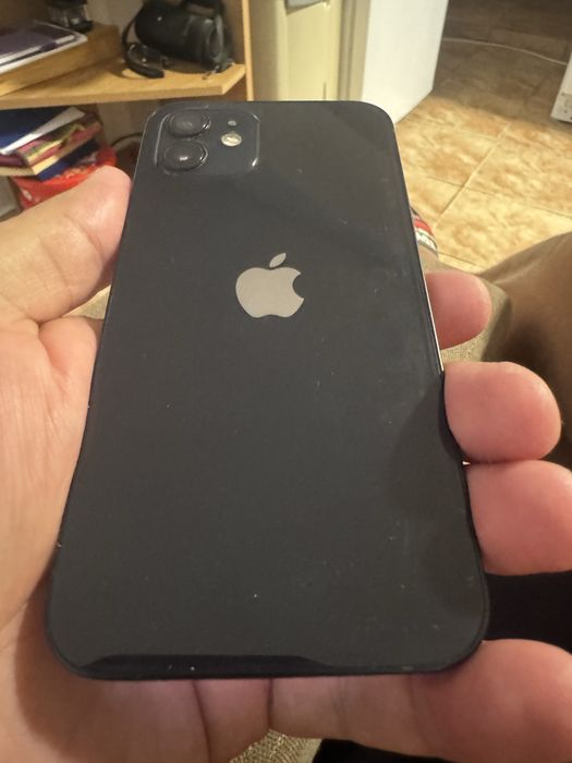 Vand iPhone 12 126gb