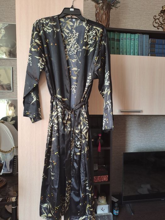 Халат шёлковый,.