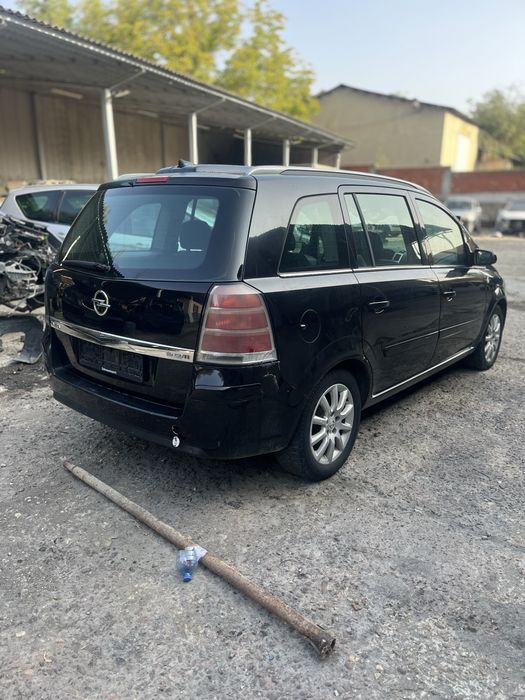 Opel Zafira b 1.9cdti 150ks na chasti Опел Зафира на части