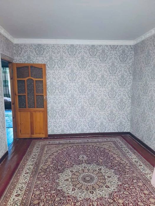 Продаётся Город Чирчике дом центре Микрорайон 1 Рядом Октябр базар