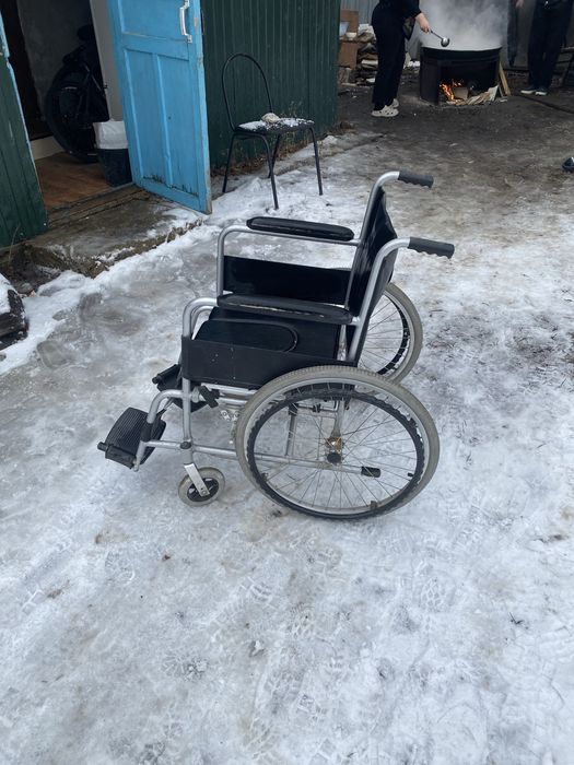 Инвалидная коляска