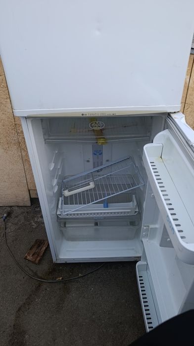 Холодильник сатылады(самовывоз)