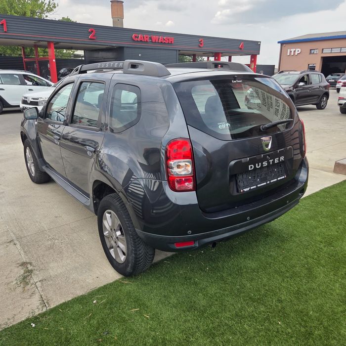 Dacia Duster 1,6  B. /. GPL —An 2015 —5700€