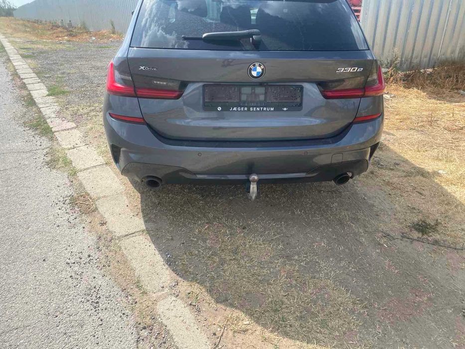 BMW 330 e xDrive Plug-in Hibrid M-SPORT LASER