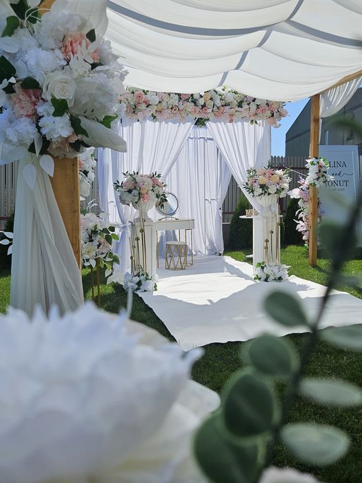Cort de inchiriat pentru evenimente