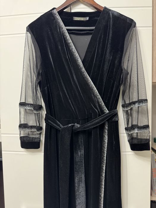 Продам платье велюр