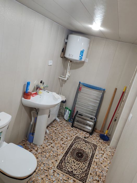 Продается дом в центре кагане
