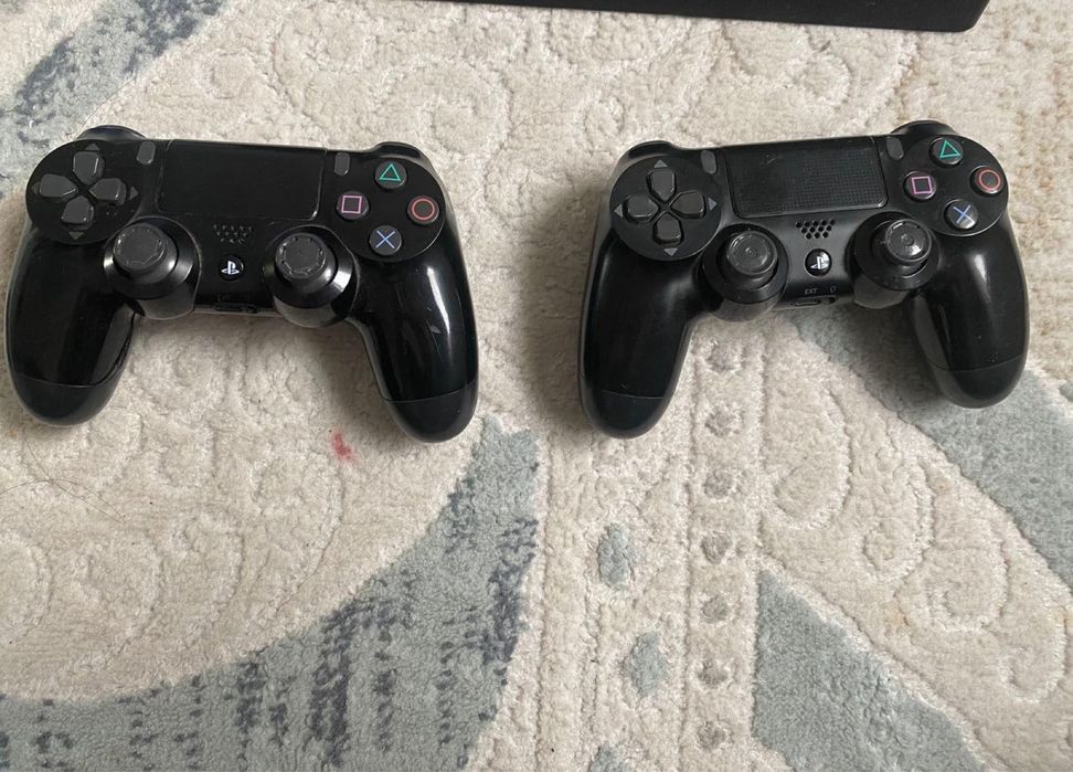 Ps4 pro продается