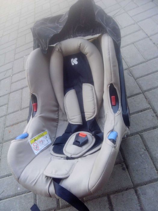 бебешко кошче за кола използвано