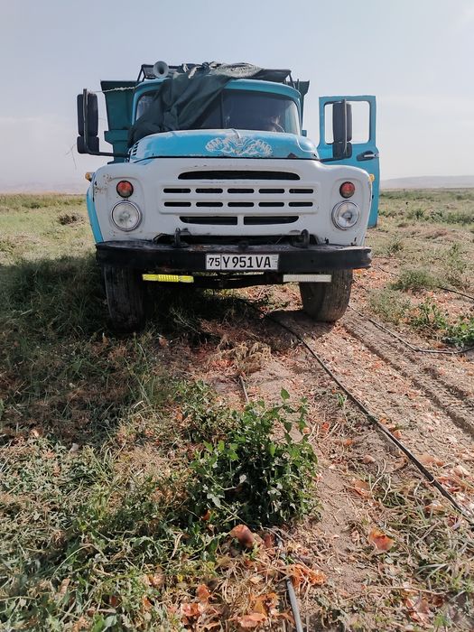 Zil Naxadu ishlab turipti motor ural ochilmagan moy yemaydi bolonlari