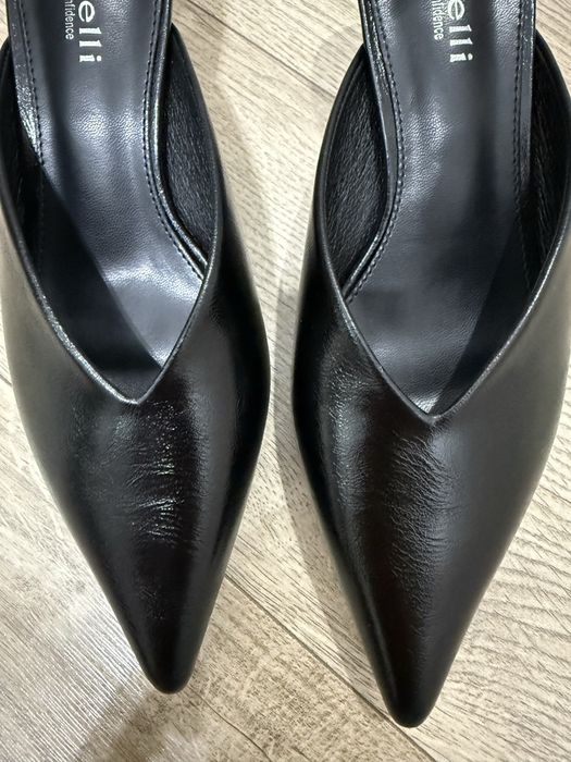 Продам мюли на низком каблуке