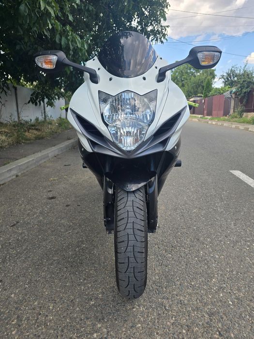 Vand SUZUKI GSX-R 600 L3 2013