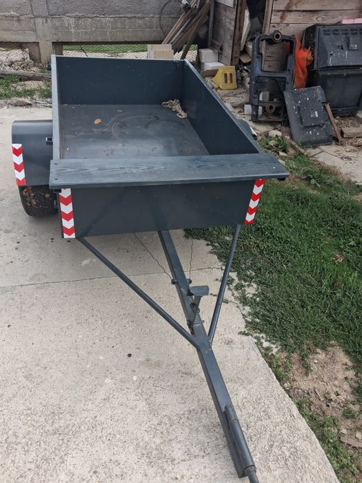 Vand remorcuta pt moltocultor sau tractoras