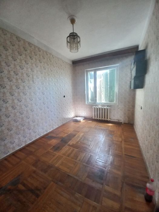 Коракамиш 2/4 3/4/4 70 кв.м   Жойи зу́р