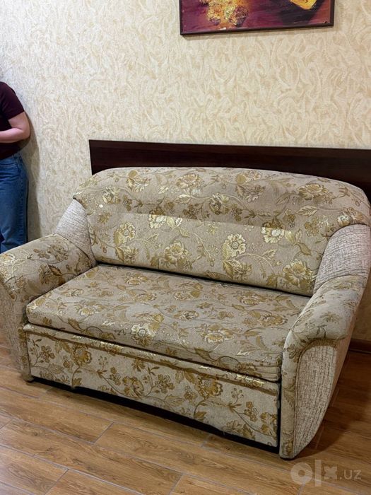 Диван мягкий б/у