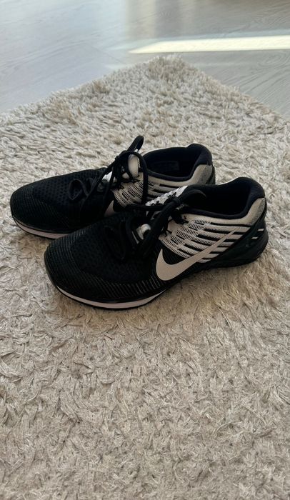 Маратонки Обувки кецове Nike 40 Adidas