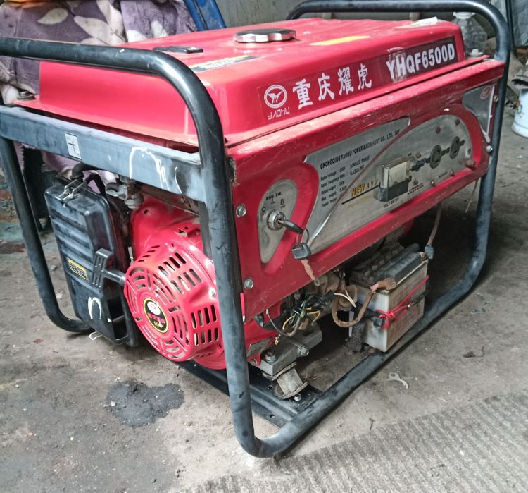 Генератор бензиновый движок