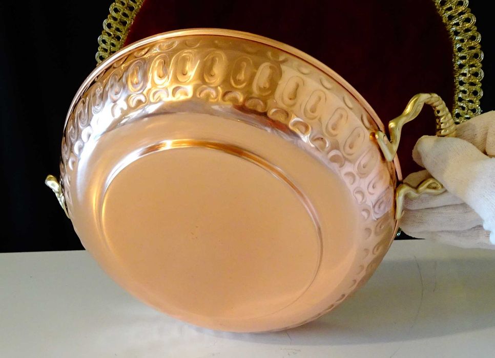 Немски меден тиган 21 см.,бронзови дръжки.