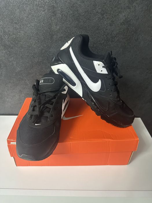 Nike Air Max Ivo —43 номер чисто нови