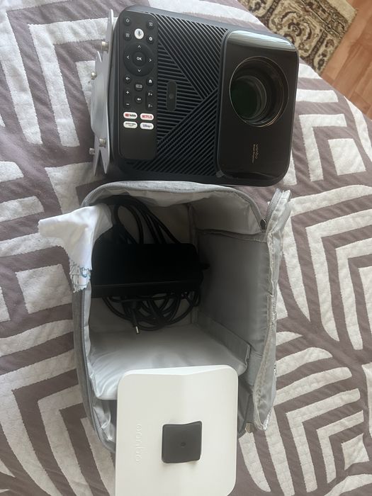 Проектор Wanbo Mozart 1 pro.