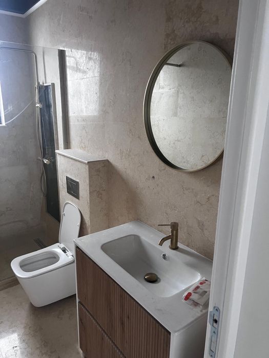 Vand casa in Navodari P+1 parte din duplex