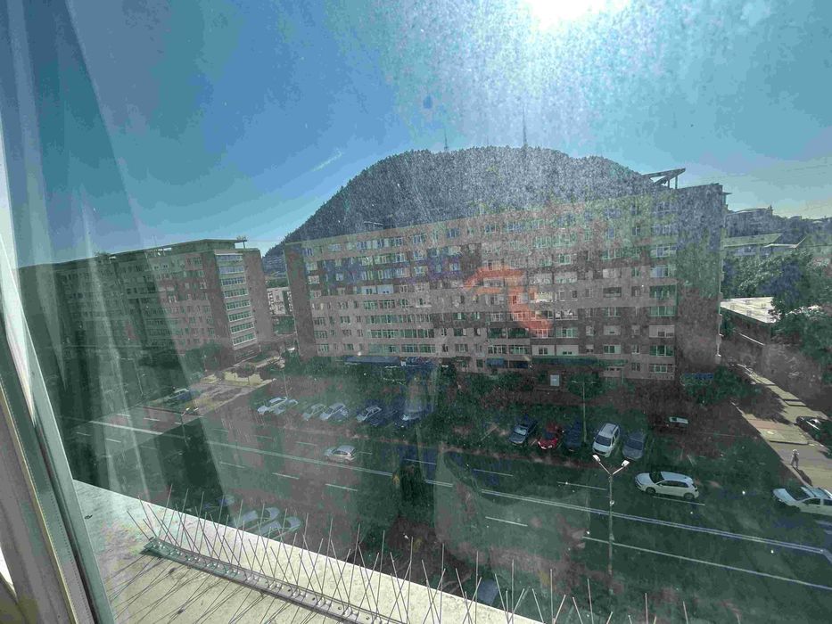Vand Apartament 3 camere