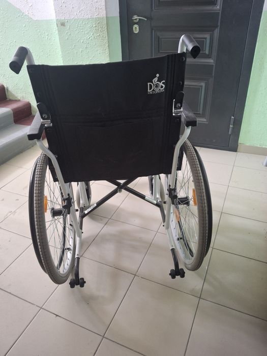 Инвалидная коляска