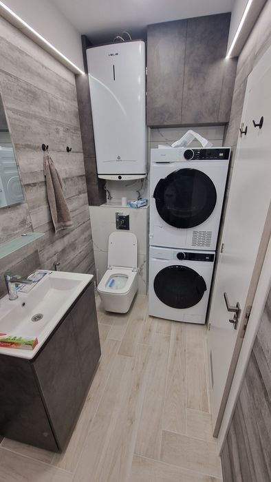 Продава се Тристаен апартамент в Варна, Колхозен пазар - 76 кв.м за 1879 €/кв.м - Снимка #9
