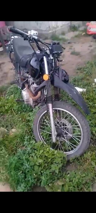 Продам мотоцикл 250 кубов
