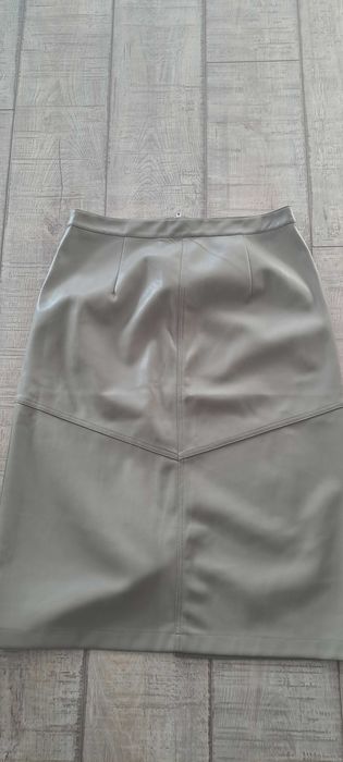 Fusta imitatie piele