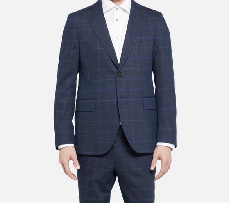 Чисто Нов мъжки Костюм Hilton