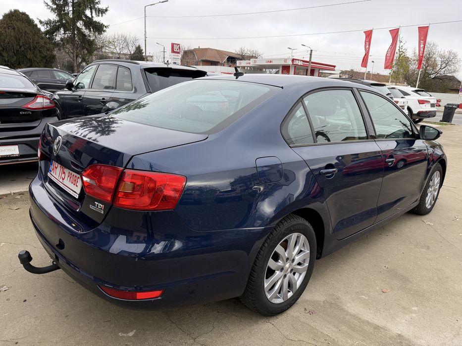 Volkswagen Jetta Rate Fixe Garantie 12 Luni Livrare Gratuita