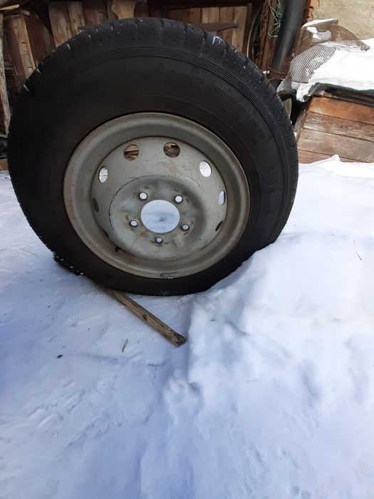 Зимний резина на ниву