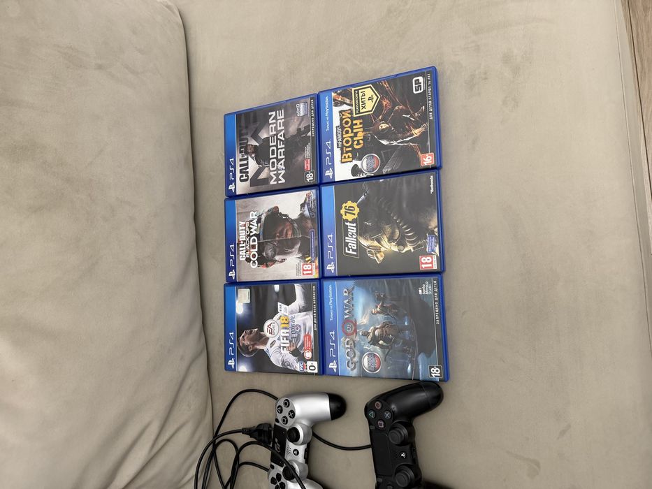 Продам PlayStation 4 Slim 500Gb