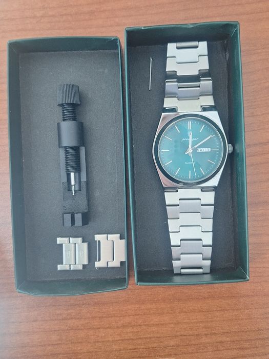 Оригинален мъжки часовник Hugo poedagar