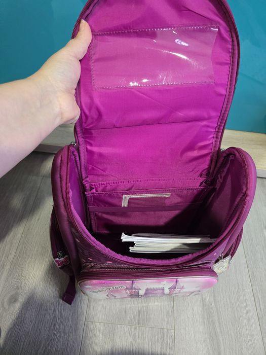 Ghiozdan  fete cls. 0-4