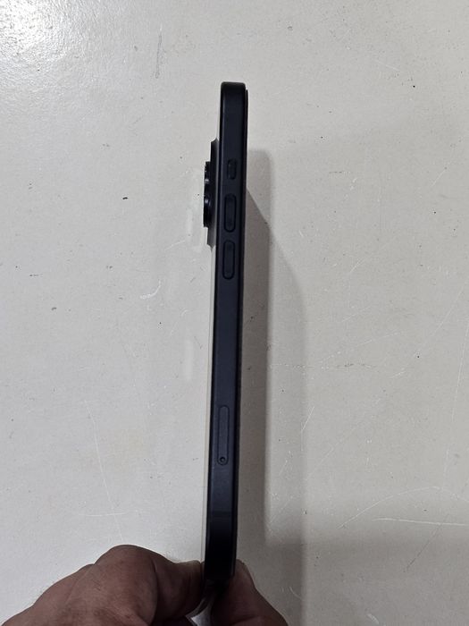 Продам iPhone 15