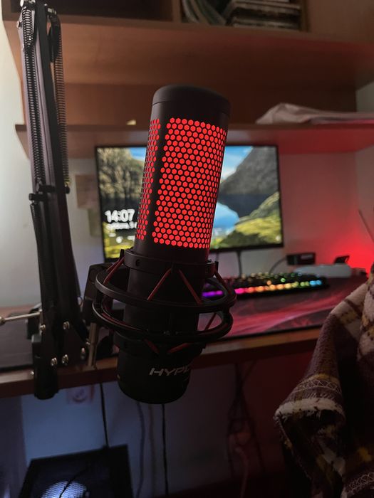 Микрофон игровой HyperX QuadCast (4P5P6AA)