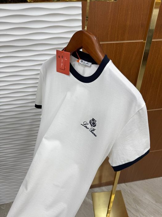 Продам фудболки есть размеры