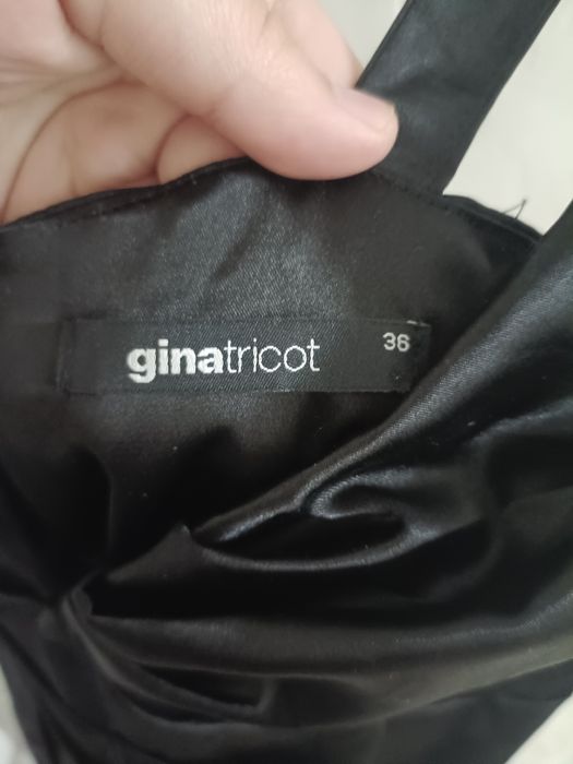 Платье от ginatricot