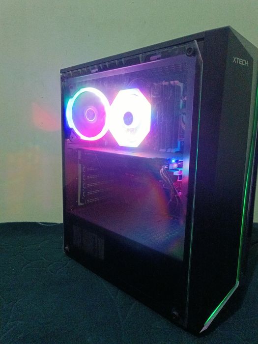 Отличный кейс, Core i7, Видео карта 8Gb, RAM: 32Gb