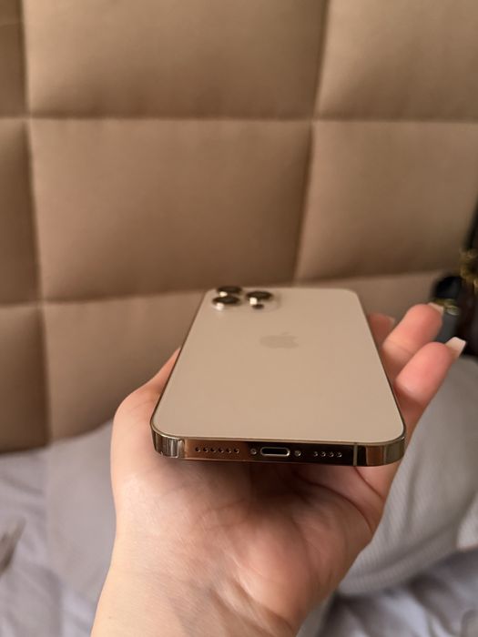 Айфон 12 про макс 128 гб, емкость75%