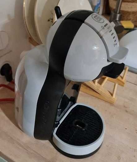 Кафемашина Dolce Gusto