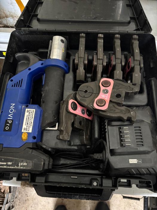 Scule pentru constructii