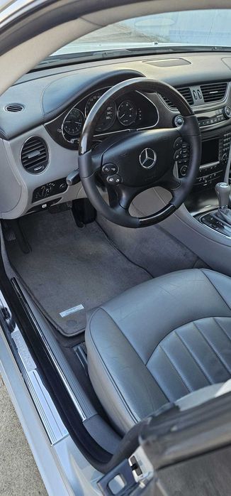 Mercedes-Benz CLS 320 CDI AMG — eleganță care încă întoarce priviri