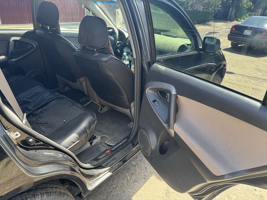 Продам Rav 4 2007