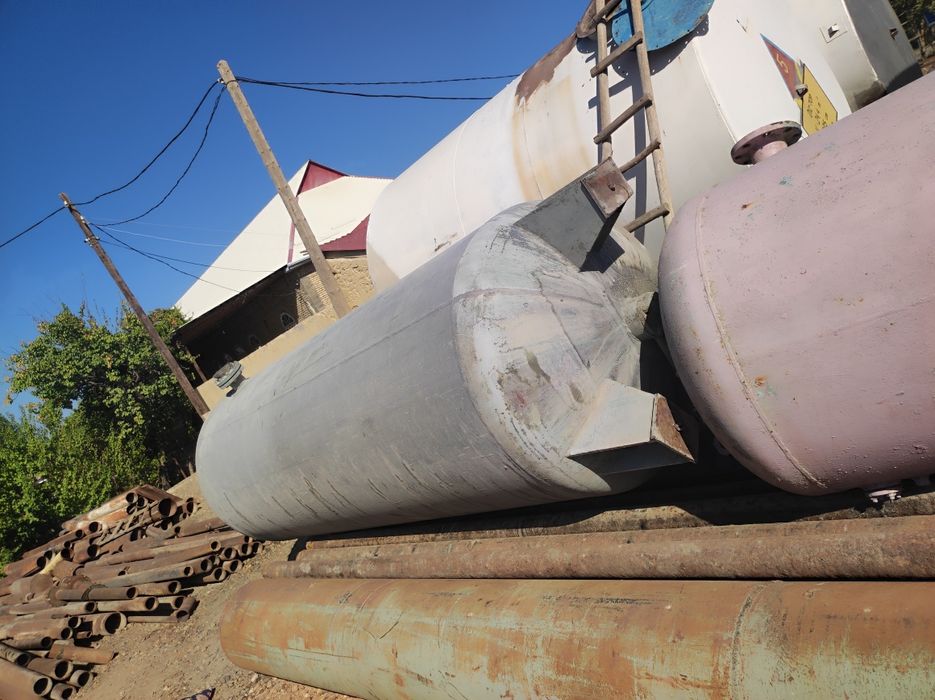 Емкость  Цистерна  Рессивер