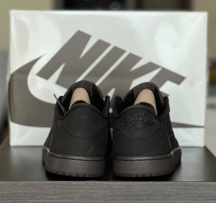 Обувки Air Jordan 1 Travis Scott Velvet Brown 45 EU